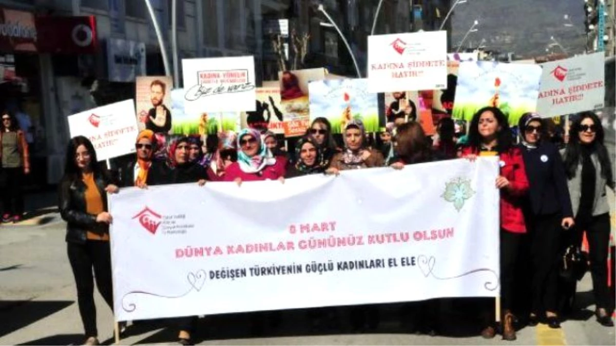 Tokat\'ta Kadınlar Günü Yürüyüşü