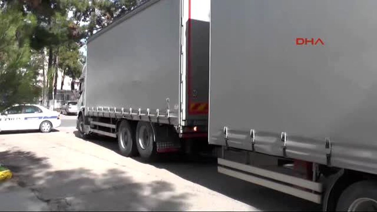 Uşak\'ta Sigara Kaçakçılığına Polis Engeli