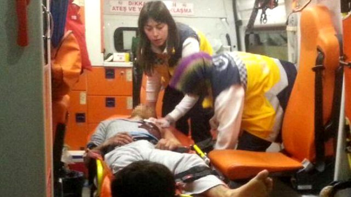17 Yaşındaki Genç, Polis Babasının Tabancasıyla İntihara Kalkıştı
