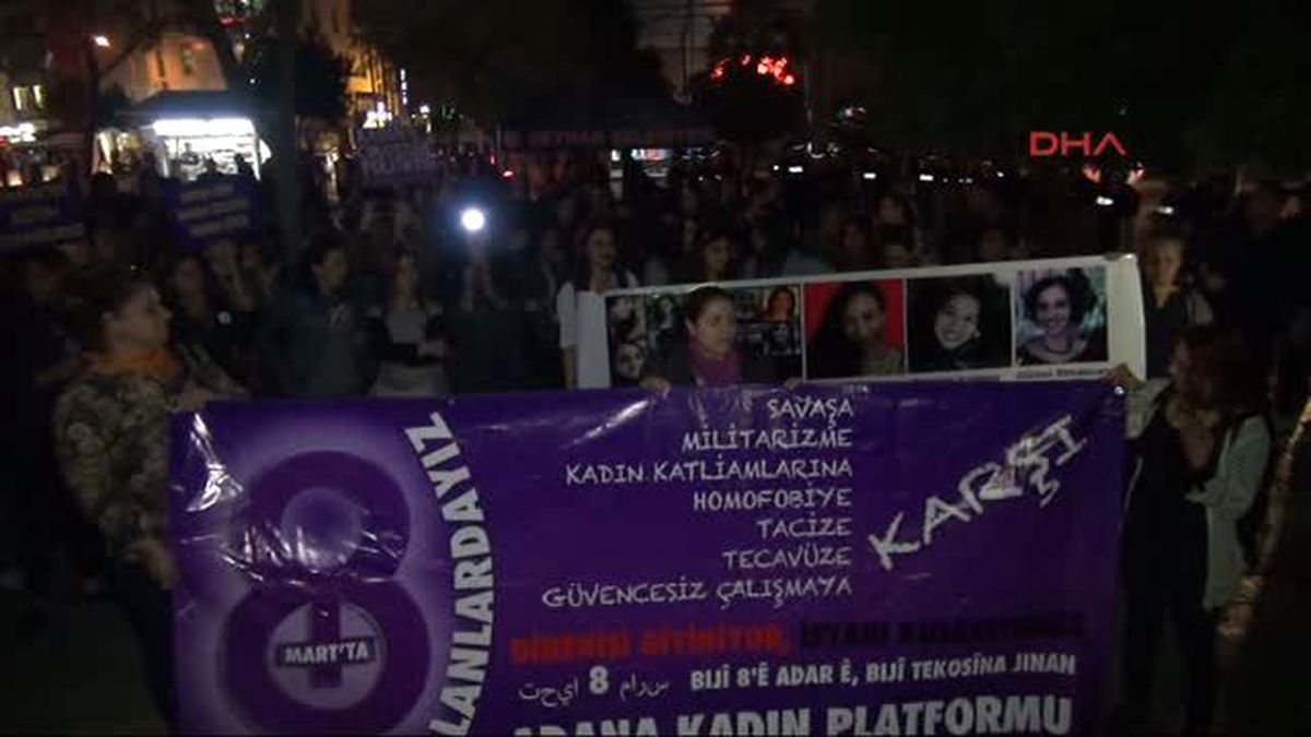 Adana\'da da Kadınlar Sokağa Çıktı