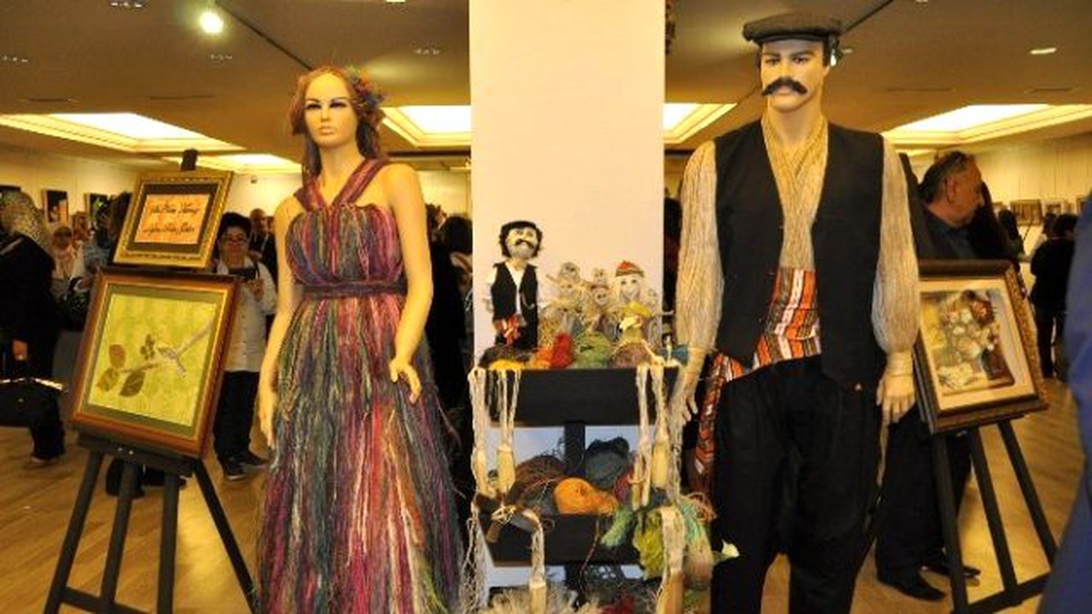 Alanya\'da El Sanatları Sergisi Kadınlar Gününde Açıldı