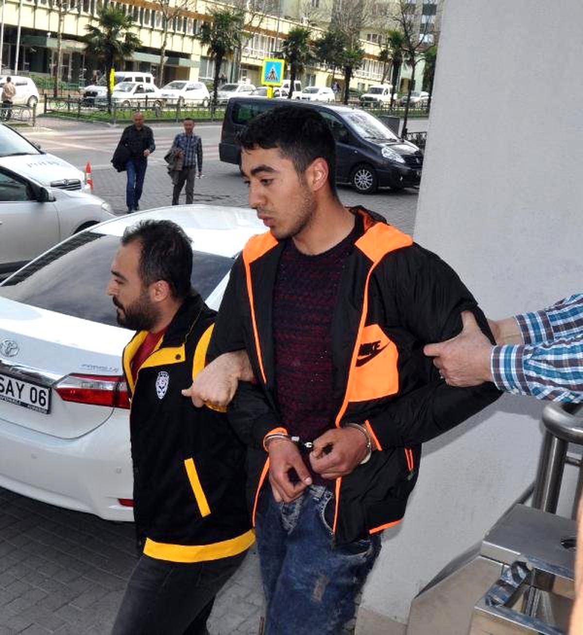 Arkadaşını Öldüren Şüpheli: Hiç Adam Öldüren Görmediniz mi?