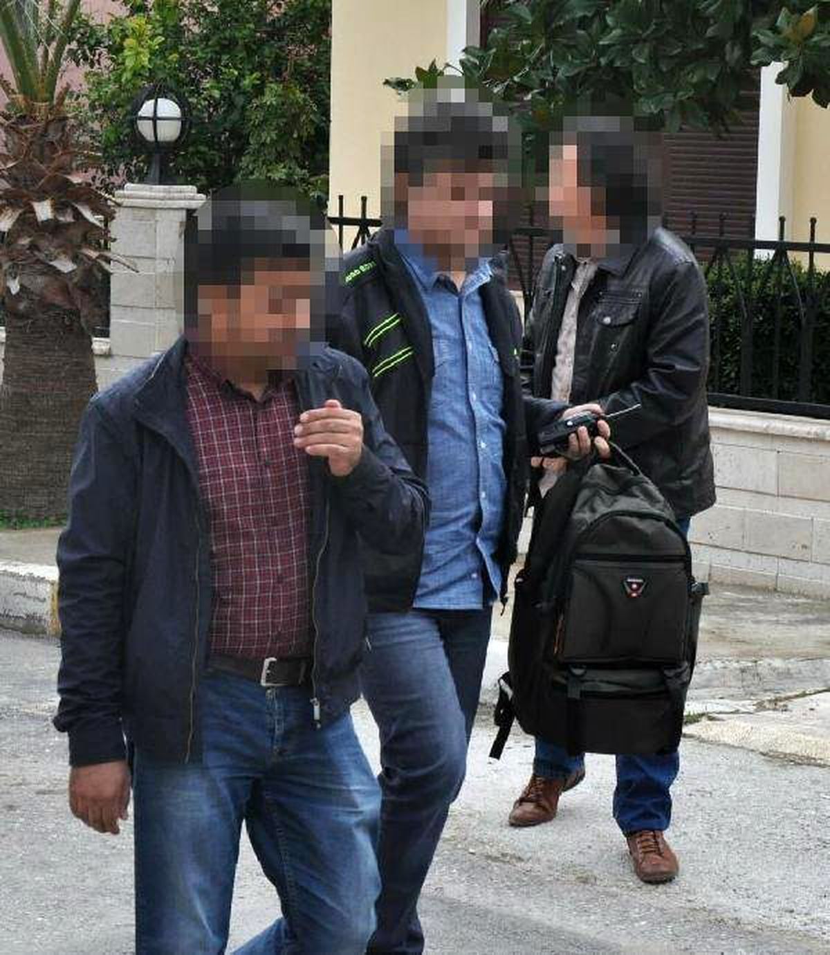 Banka Soydu,10 Dakika Kaçabildi