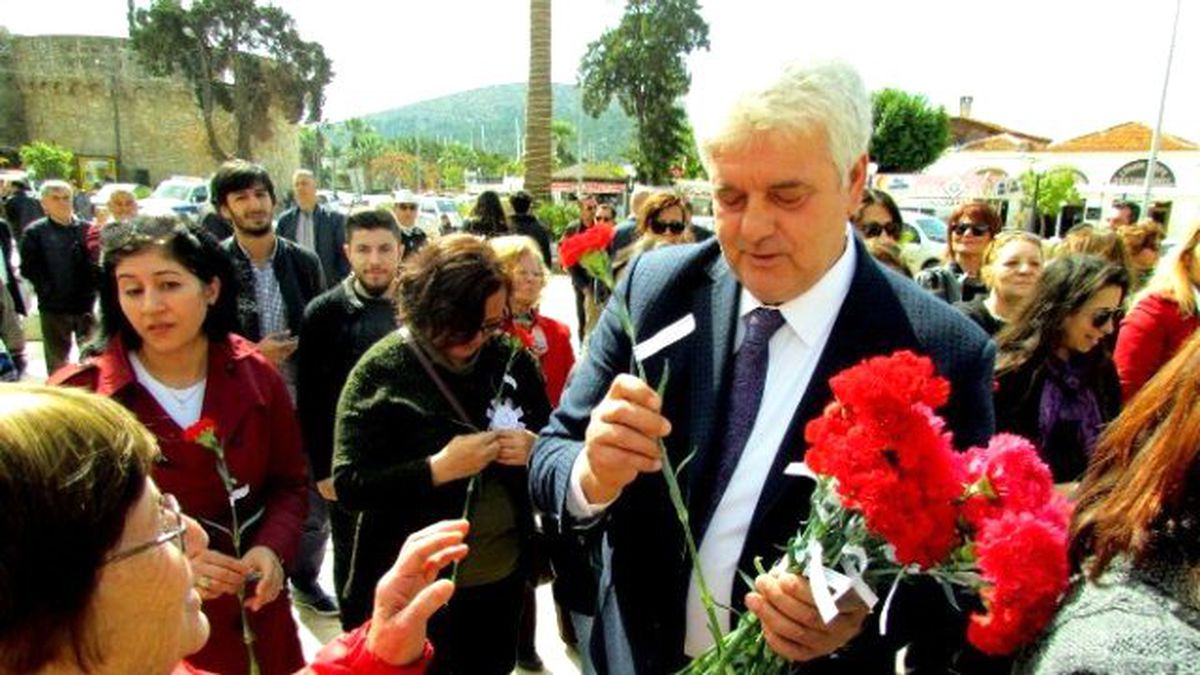 Başkan Dalgıç\'tan Kadınlar Günü Etkinliğinde Kadınlara Sitem