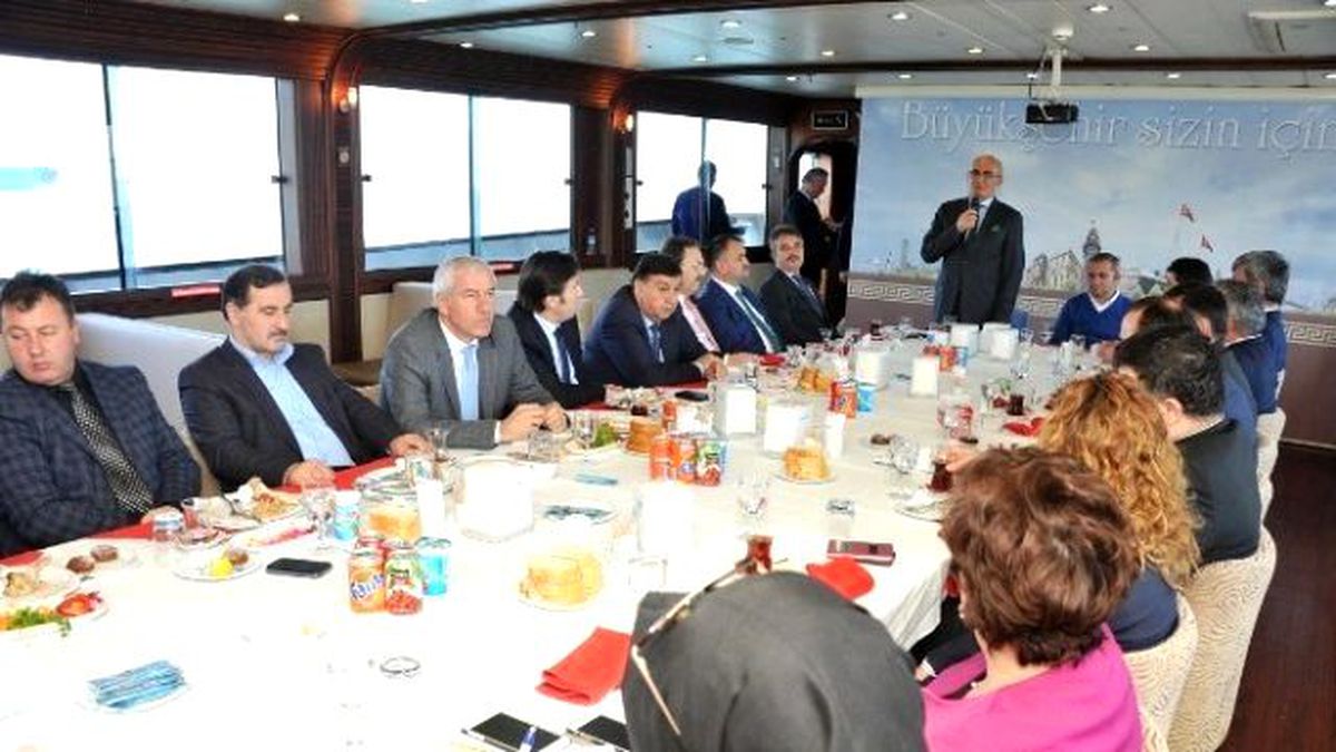 Samsun Büyükşehir Belediye Başkanı Yılmaz Kadınlar Gününü Kutladı