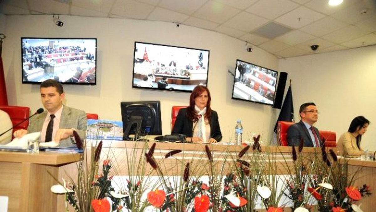 Büyükşehir Belediye Meclisi\'nde Katı Atık Tartışması