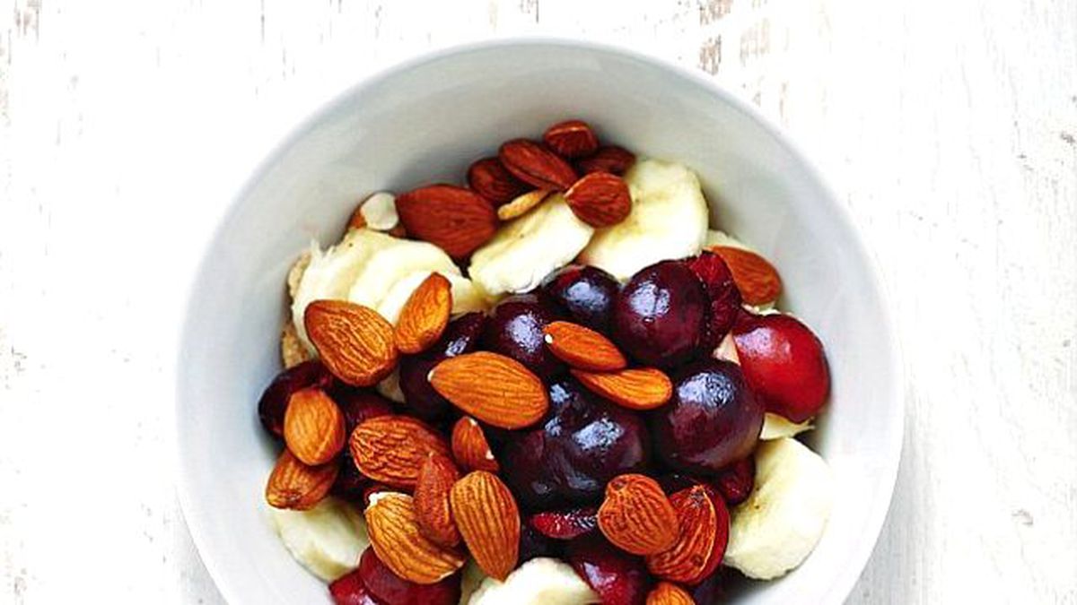 Fit Kahvaltı: Kirazlı Muzlu Buğday