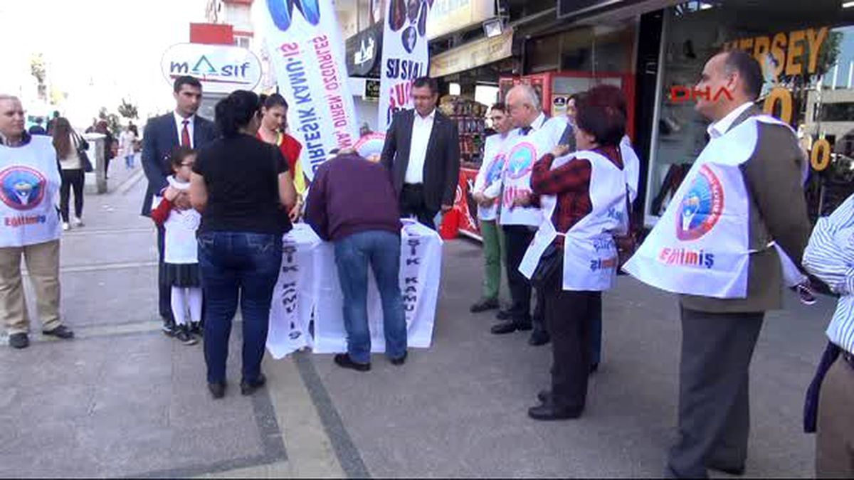Mersin - Kadına Şiddetin Son Bulması İçin İmza Topladılar