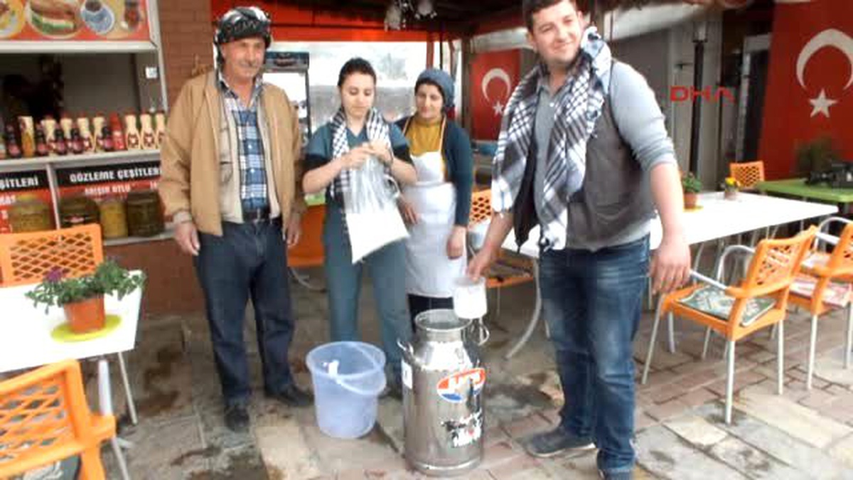 Ödemiş Süt Fiyatlarındaki Düşüş Vatandaşa Yaradı