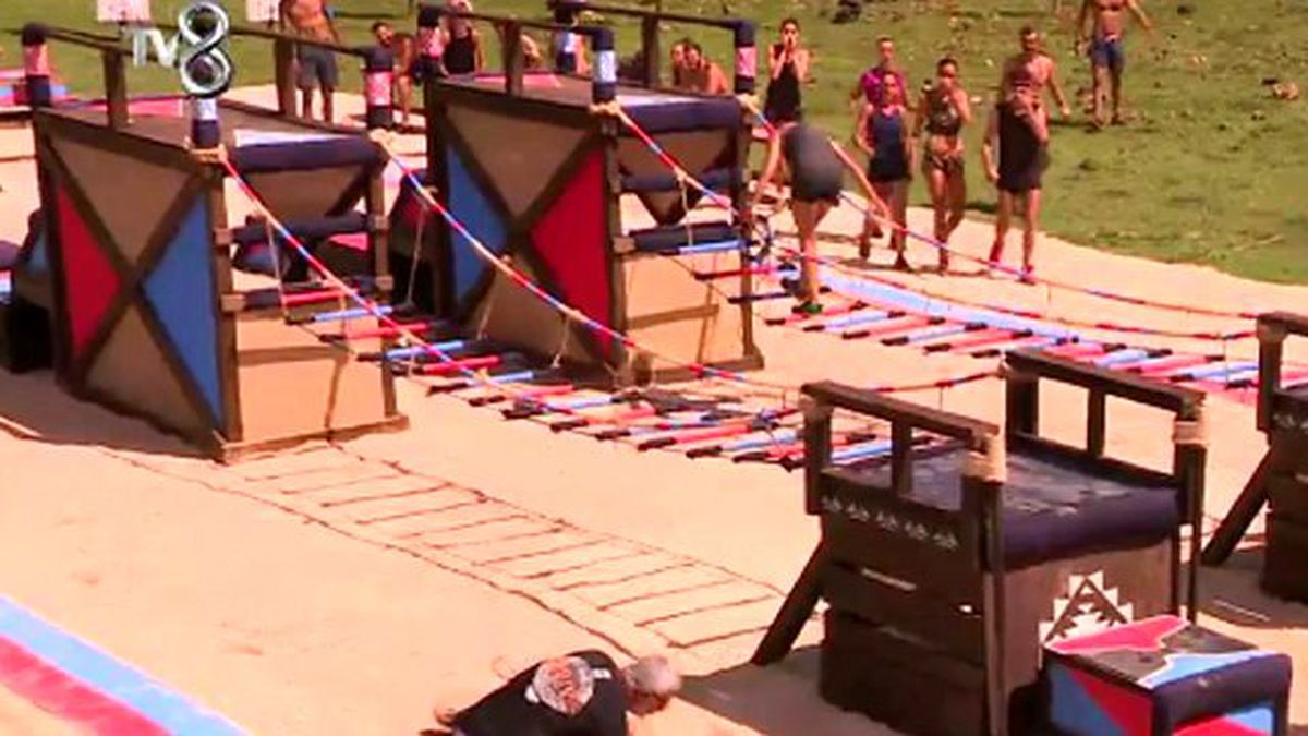 Seda Çok Kötü Düştü! Ambulansla Hastaneye Kaldırıldı