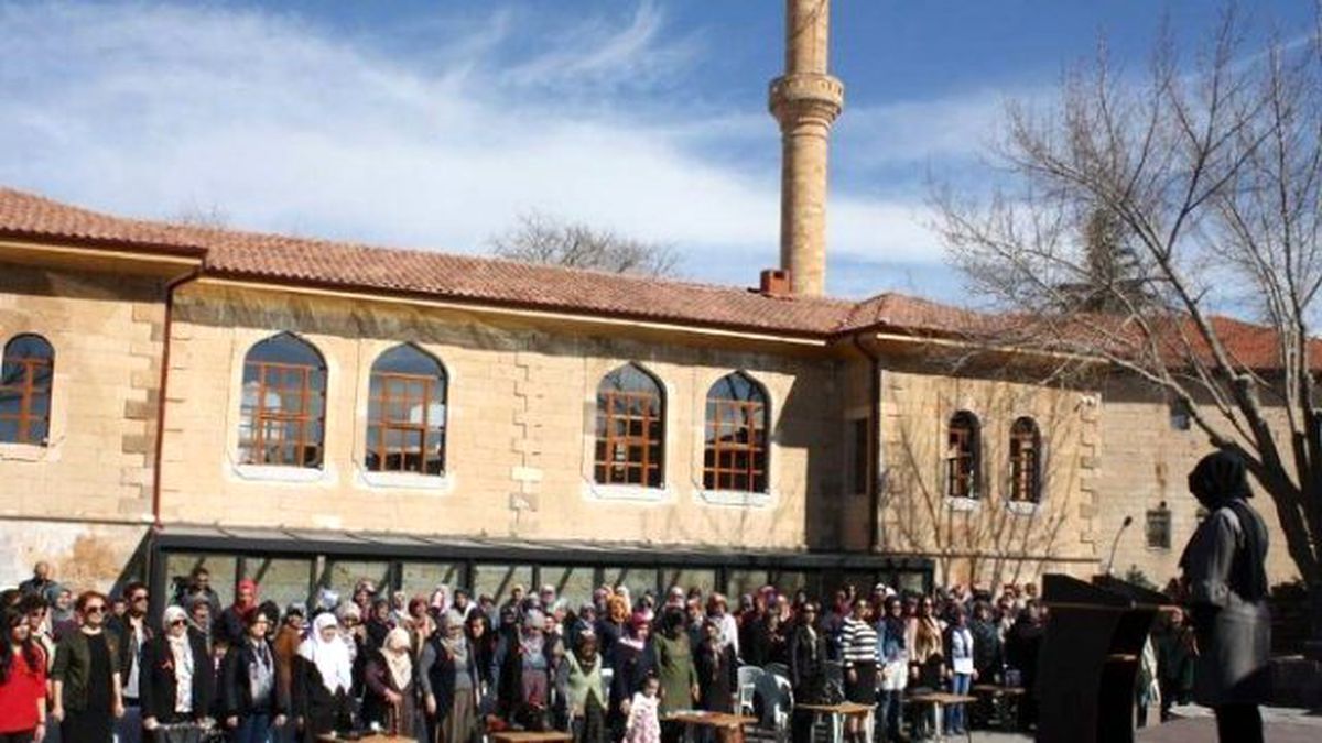 Uçhisar\'da 8 Mart Dünya Kadınlar Günü Kutlandı
