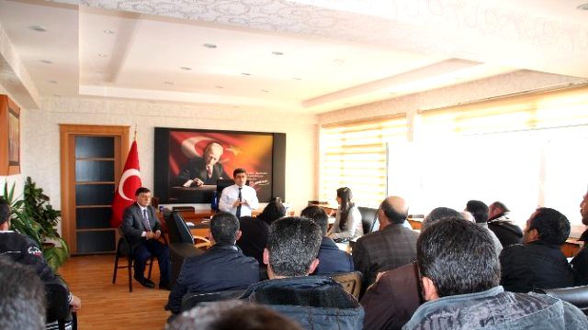 Varto Kaymakamlığı\'ndan 25 Haneye Koyun