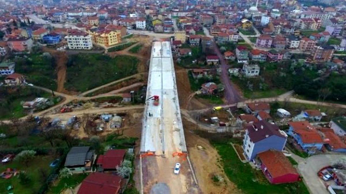 Viyadük İki Yakayı Bir Araya Getirdi