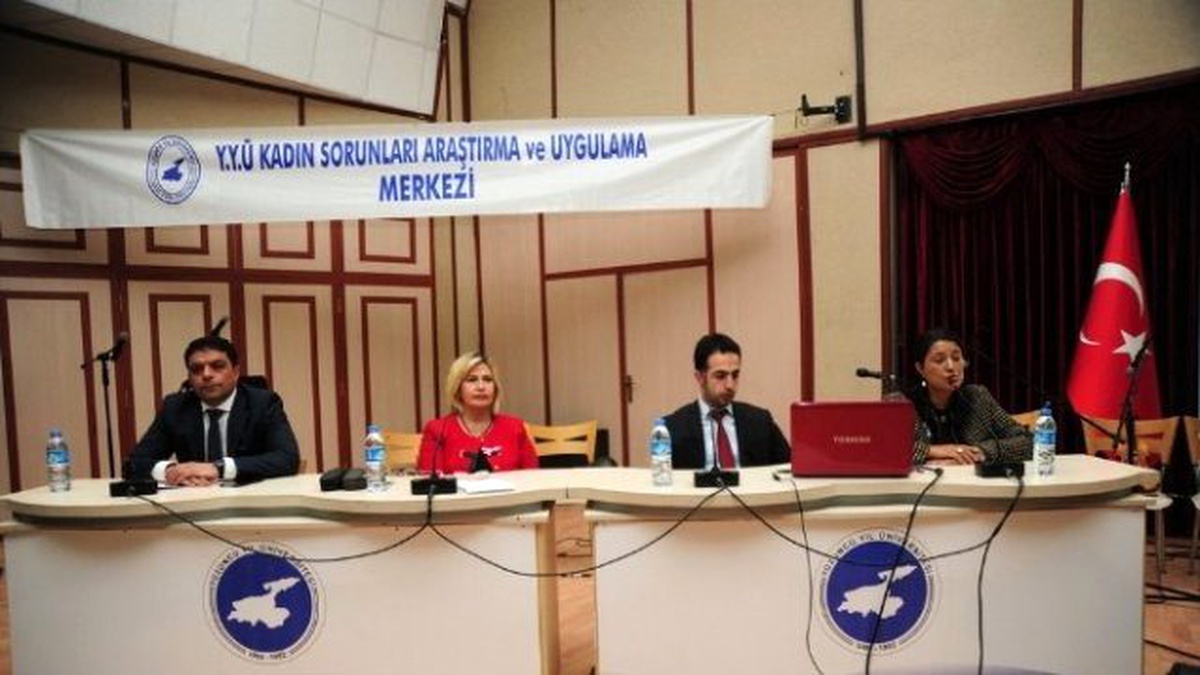 YYÜ\'de Toplumsal Cinsiyet ve İstihdam Paneli Düzenlendi