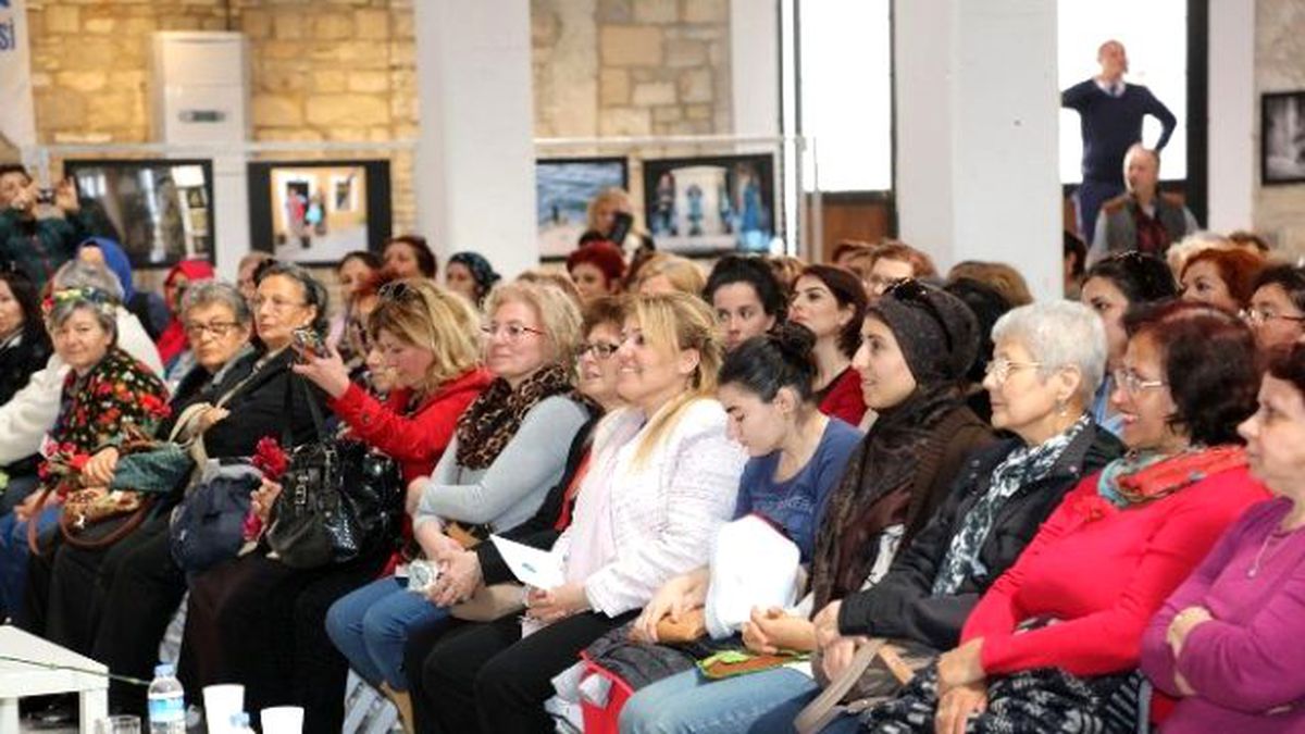 8 Mart\'ta 8 Kadın Başarı Hikayelerini Anlattı