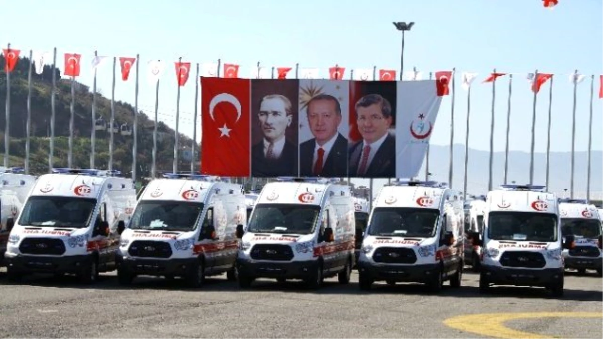 836 Ambulansın Üçüncü Dağıtımı Samsun\'da Yapıldı