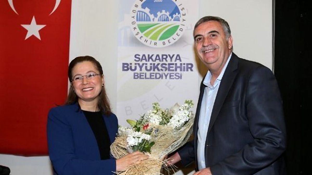 Başkan Toçoğlu Büyükşehir\'in Kadın Personelleri ile Buluştu