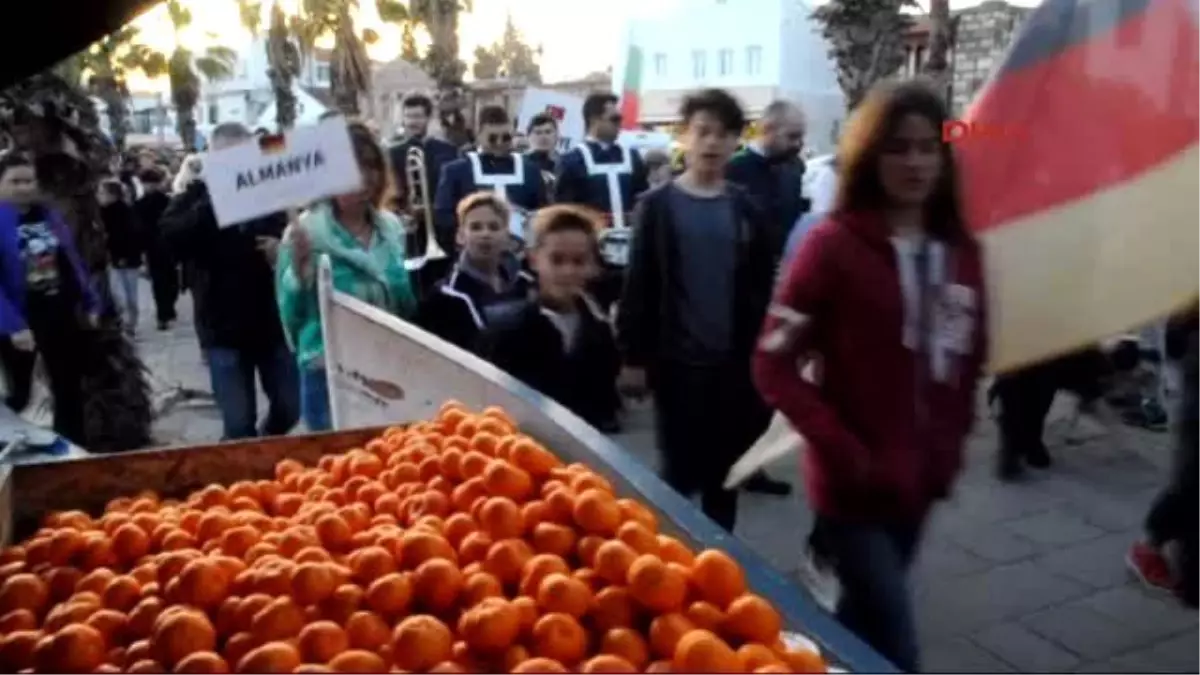 Bodrum Optimistlerden Kortej Yürüyüşü