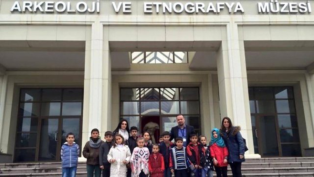 Kartepe Bilgi Evi Öğrencileri Bilim ve Tarihle Yetişiyor