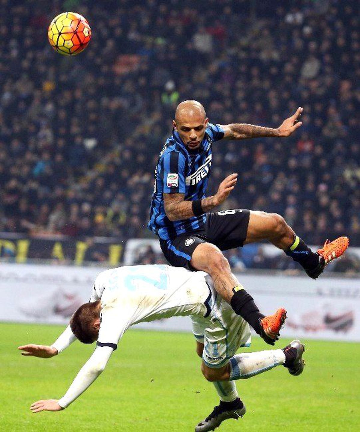 Inter, Melo'yu Takımdan Gönderiyor