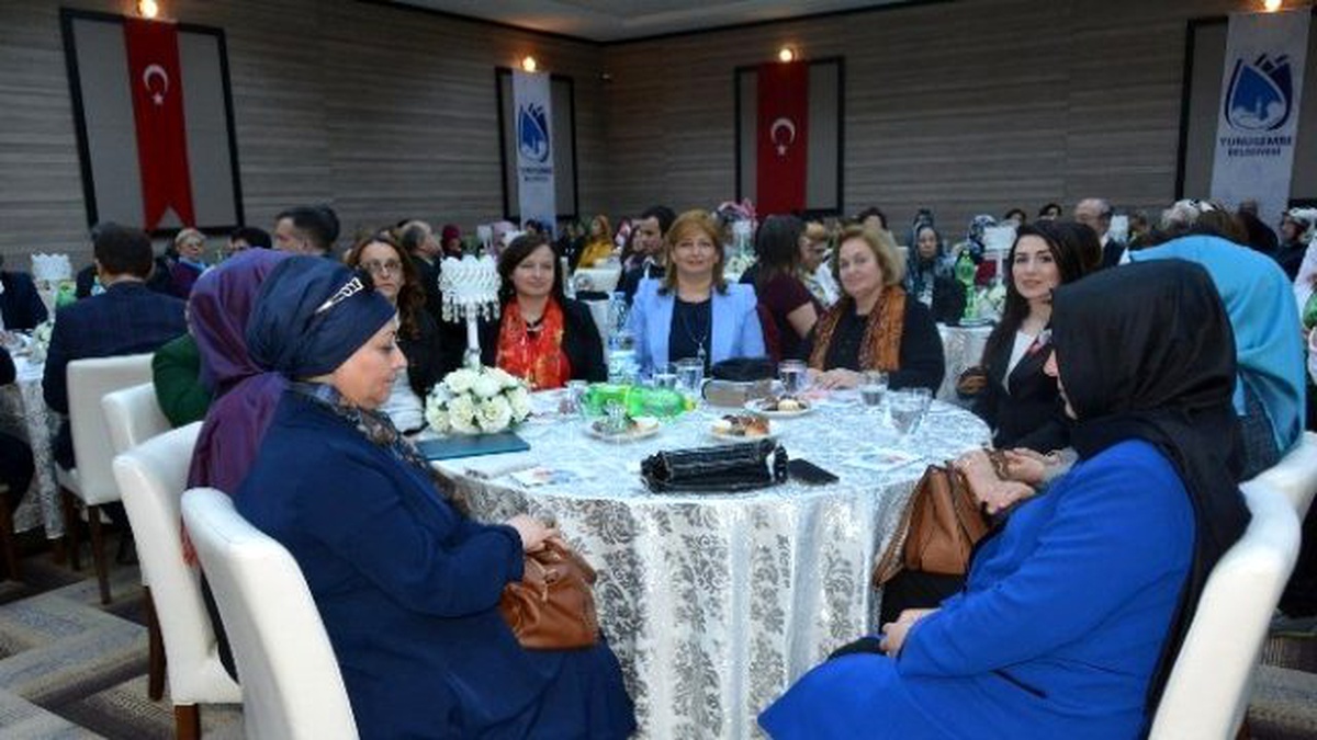 Mevlana\'nın Torunu, Mevlevilikte Kadının Yerini Anlattı