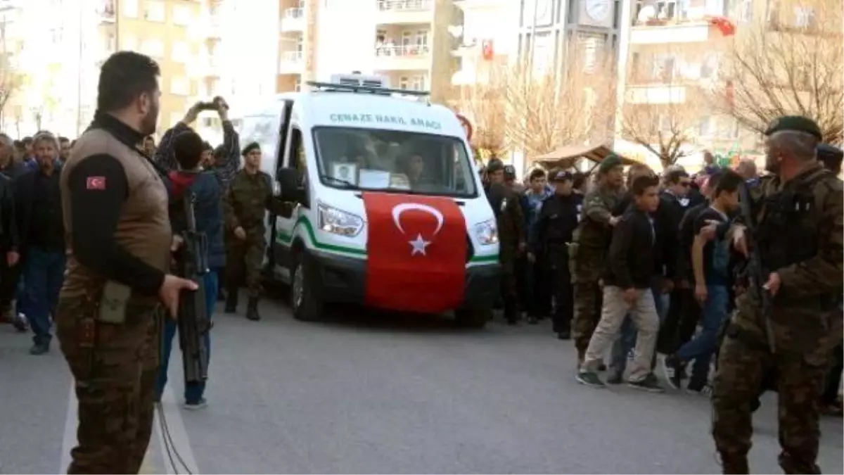 Şehit Polisin Annesine Son Sözü: \'Ben Devlet Aşığıyım, Burada Şehit Olacağım\'(2)