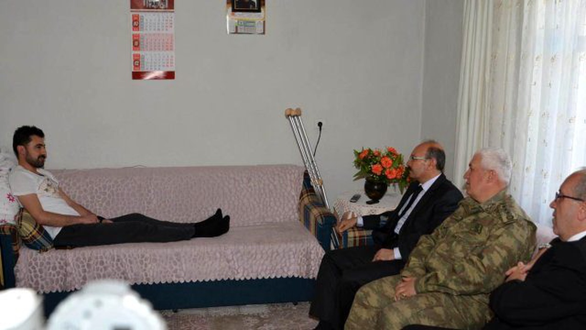 Vali Kürklü\'den Burdurlu Gaziye Ziyaret