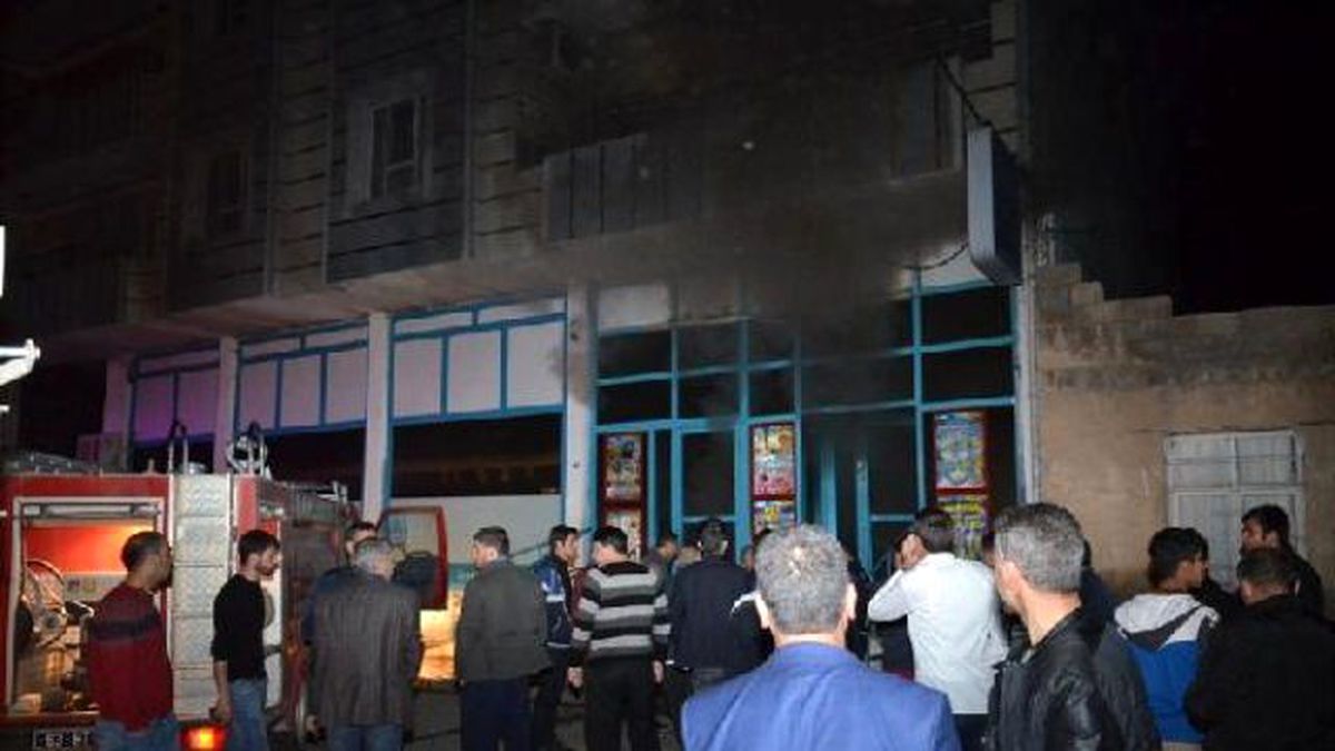 Viranşehir\'de Markete Molotoflu Saldırı