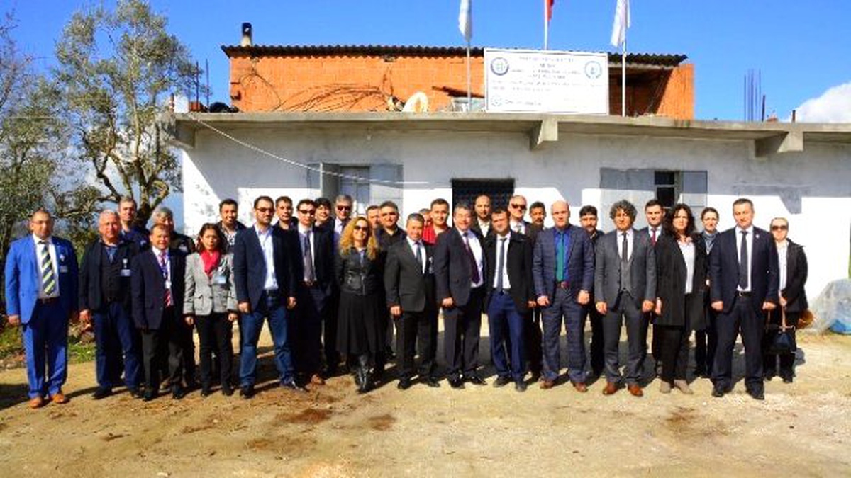 410 Haneye 20 Km Uzaklıktan Su Getiriliyor