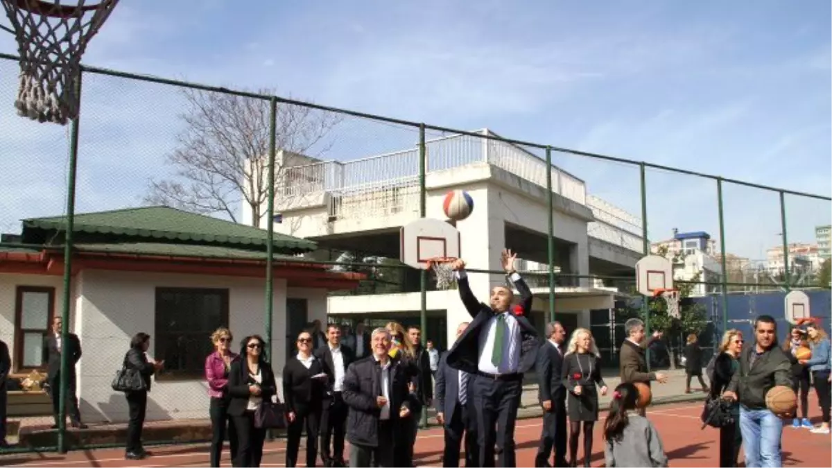 50 Çocuk 50 Anne Basket Oynadı