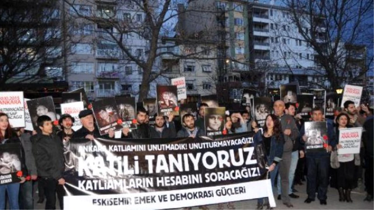 Ankara\'daki Bombalı Saldırı 5\'inci Ayında Eskişehir\'de Protesto Edildi