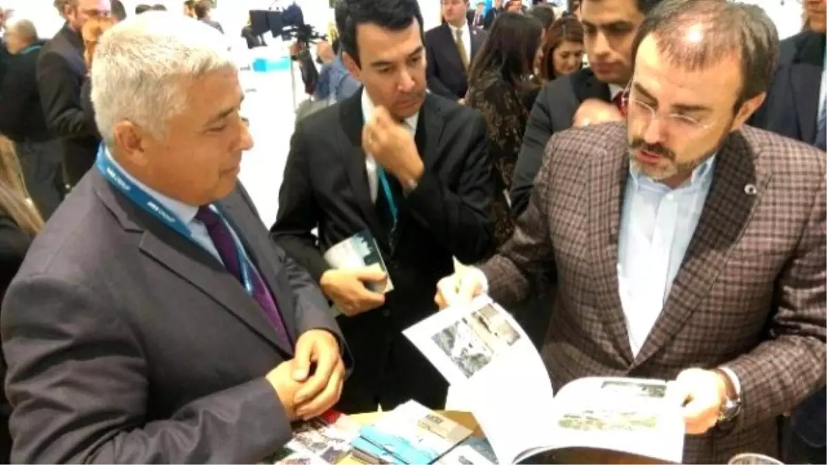 Kültür ve Turizm Bakanı Ünal Berlin\'de Patara Standını Ziyaret Etti