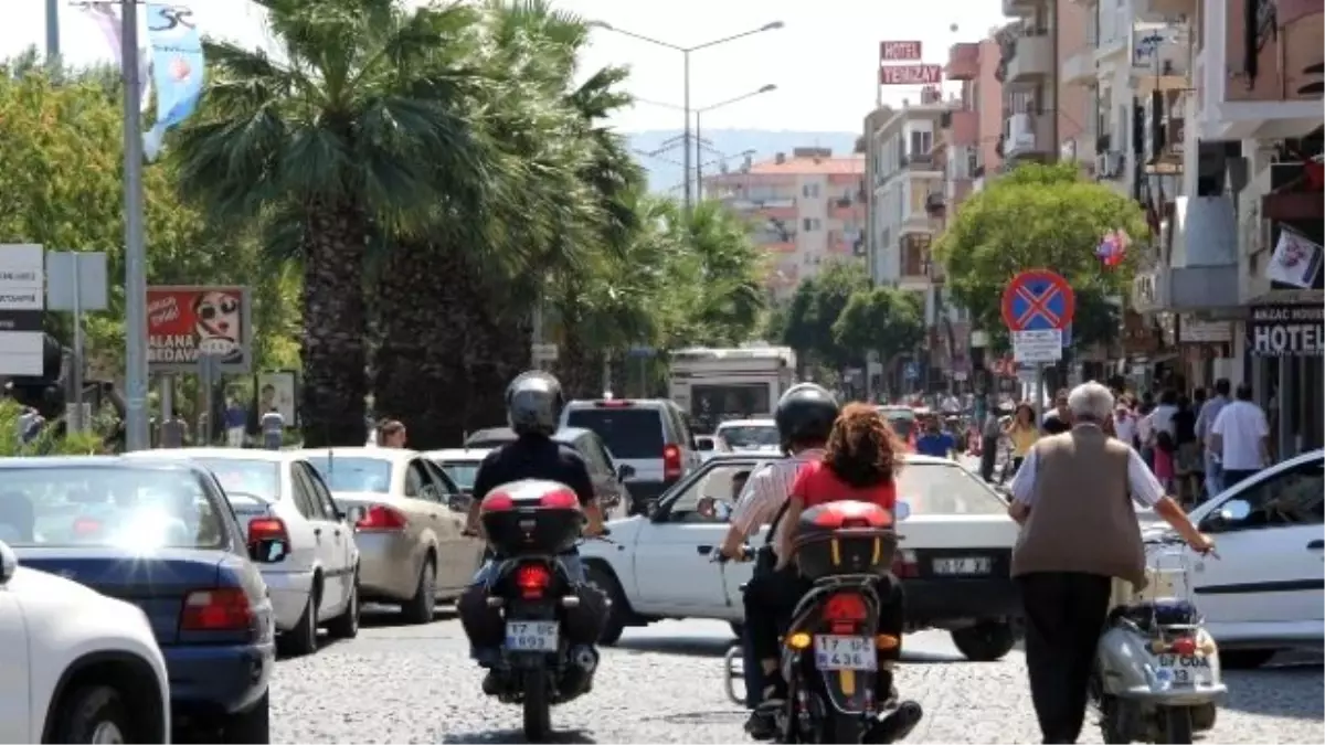 Çanakkale\'de Trafiğe Kayıtlı Araç Sayısı 198 Bin Oldu