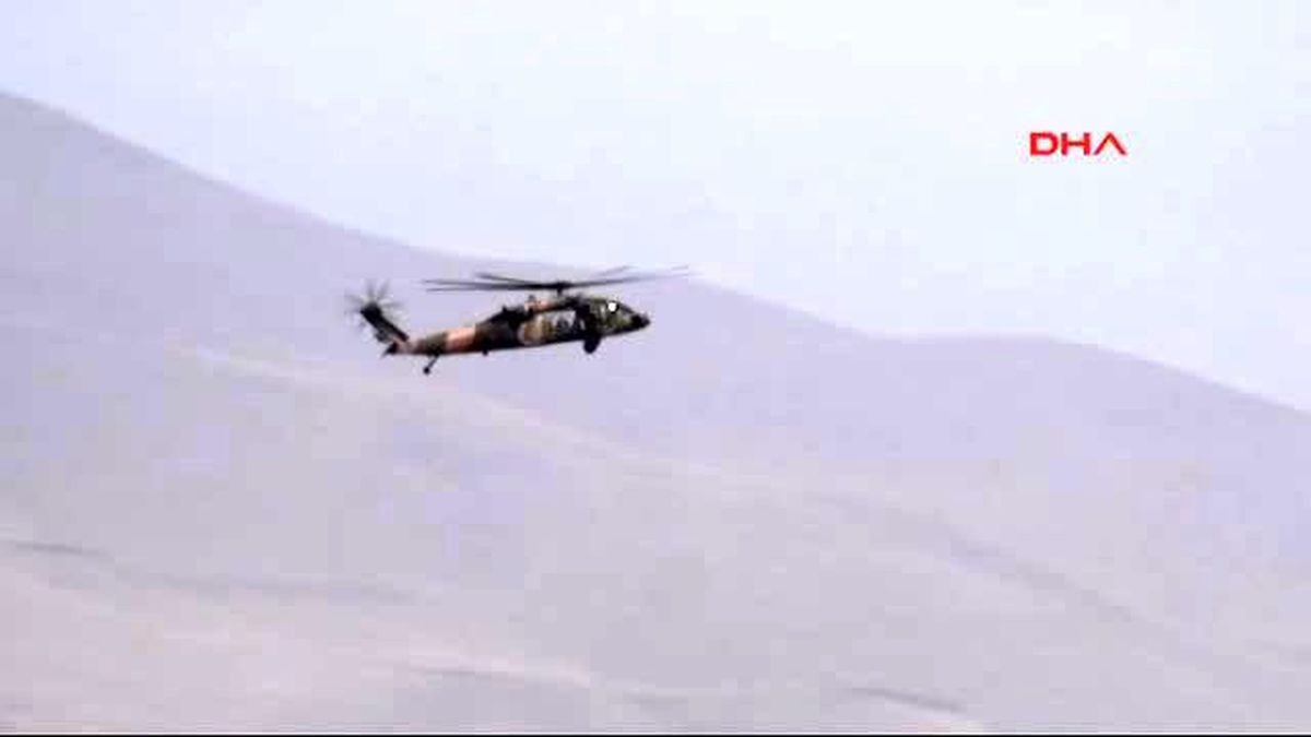 Doğubayazıt\'ta Helikopter Hareketliliği