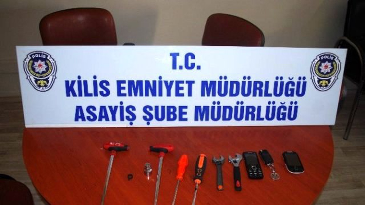 Hırsızlık Zanlısı Üç Kişi Tutuklandı
