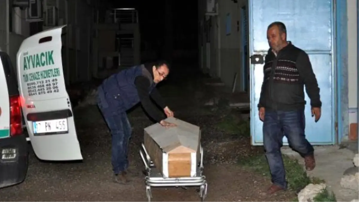 Kaçak Göçmenleri Taşıyan Tekne Battı: 5 Ölü, 2 Kayıp