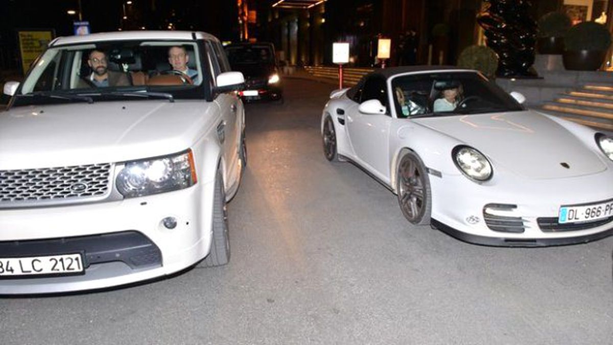 Linet, Hediyesini Test Edip Sevgilisiyle Eve Kapandı