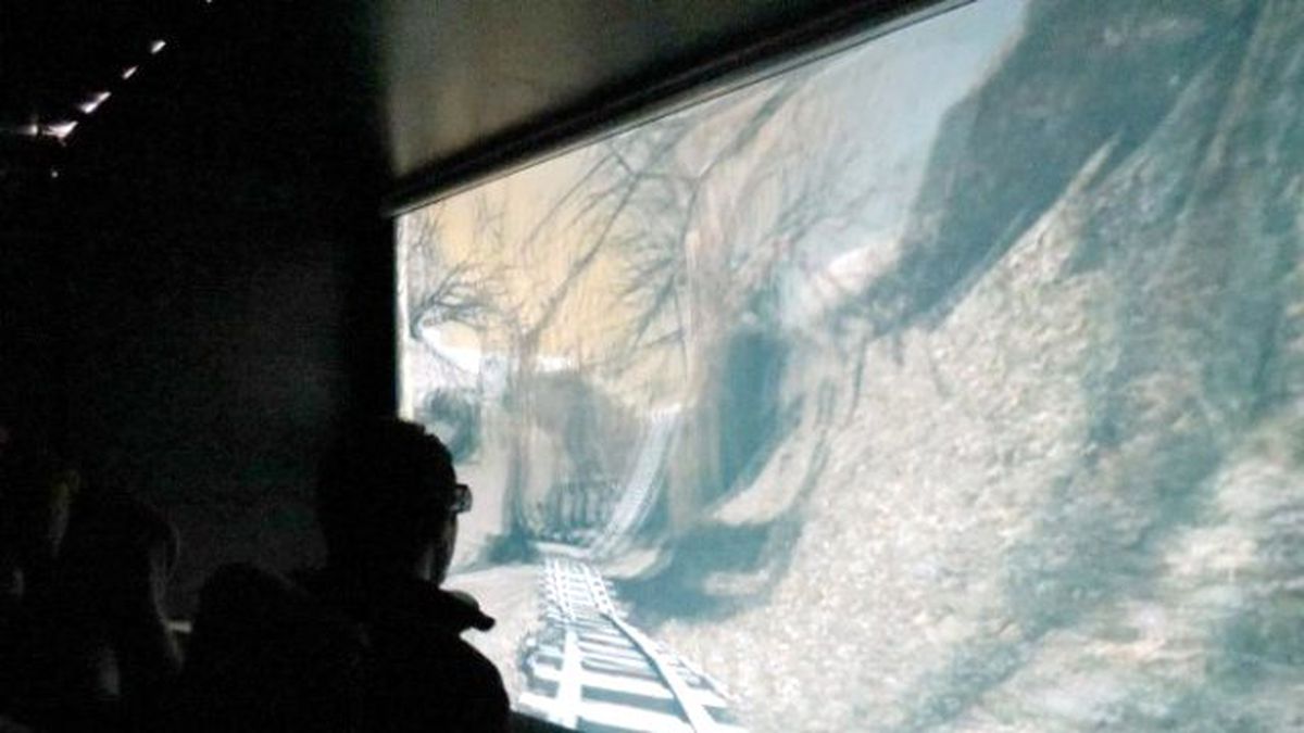 Mudanyalı Öğrenciler 12 Boyutlu Sinemanın Keyfi Yaşadı