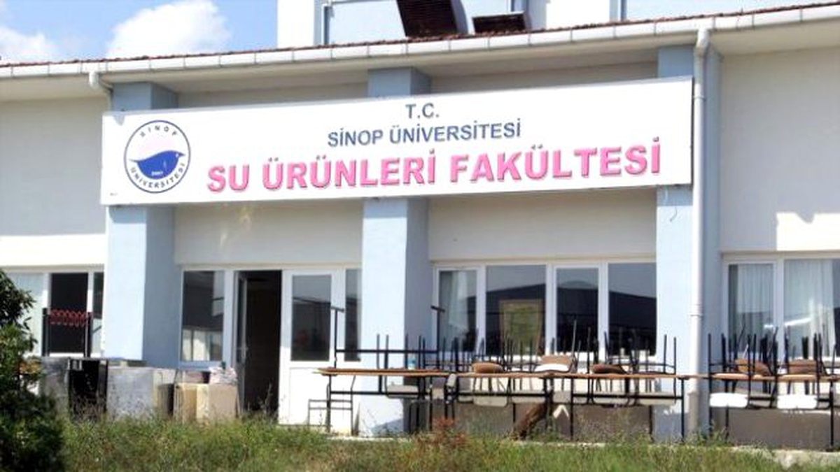 Sinop Üniversitesi Su Ürünleri Fakültesi\'nin Kuruluşunun 30\'ncu Yılı