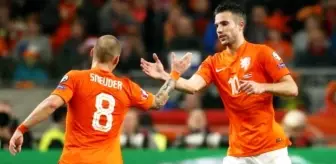 Hollanda Milli Takımı'nda Sneijder Var, Van Persie Yok