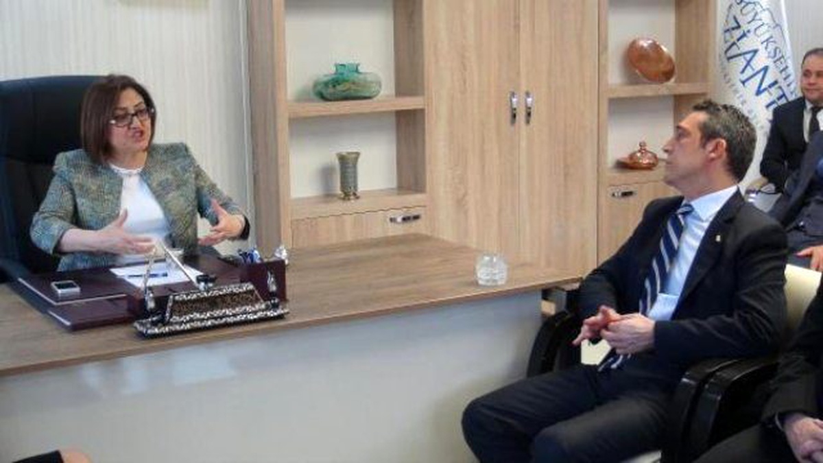 Tüsiad Heyetinden Fatma Şahin\'e Ziyaret