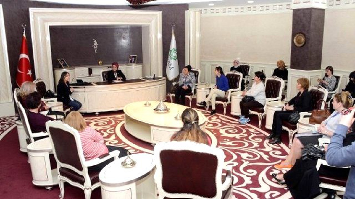 Yabancı Kadın Belediye Yetkililerinden Meram\'a Ziyaret