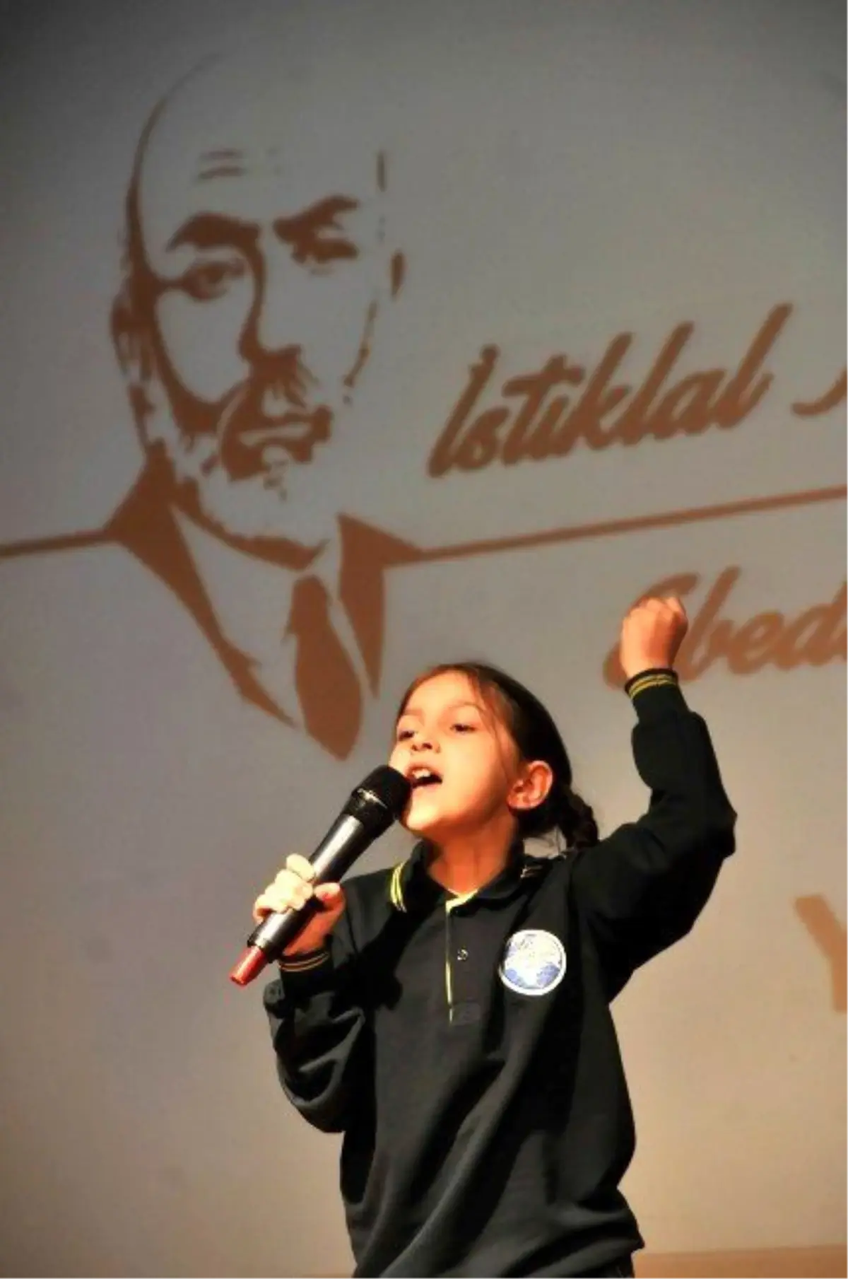 Yalova\'da İstiklal Marşı Okuma Yarışması