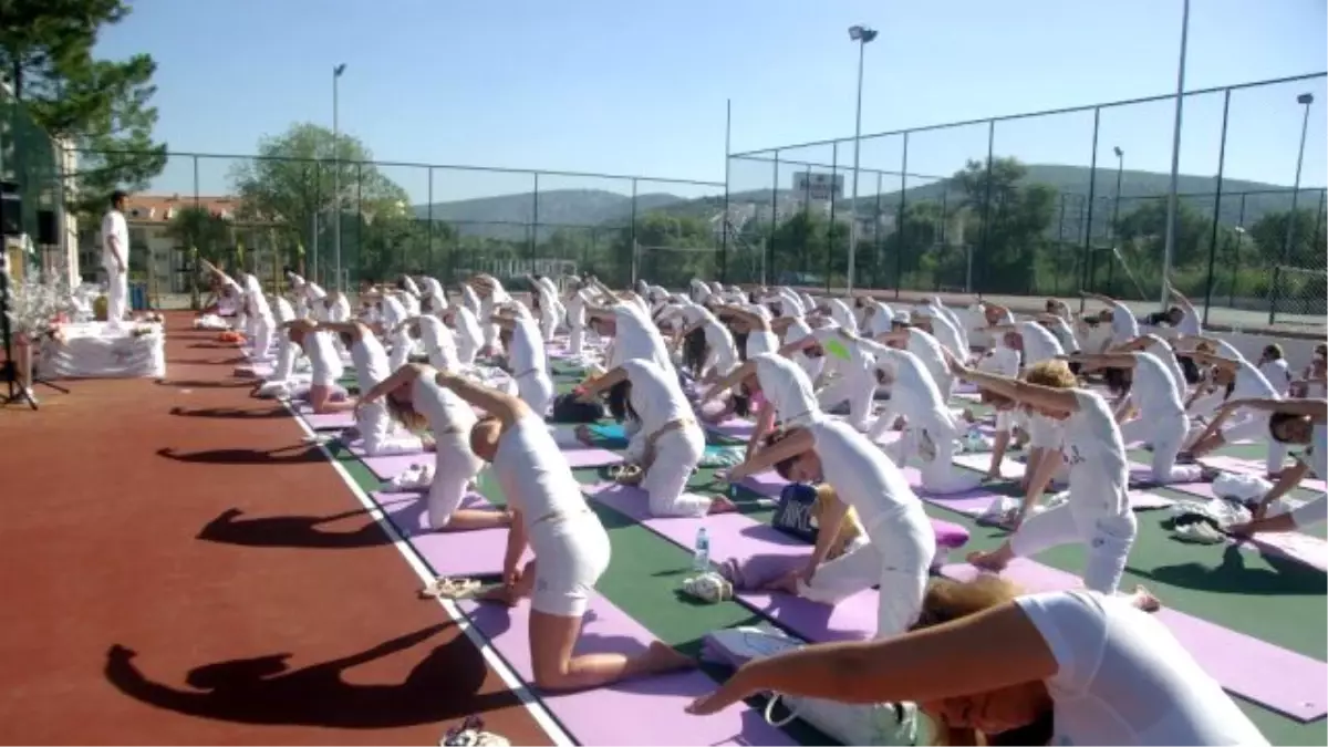 Yoga Festivali\'nde Aş Kendini!