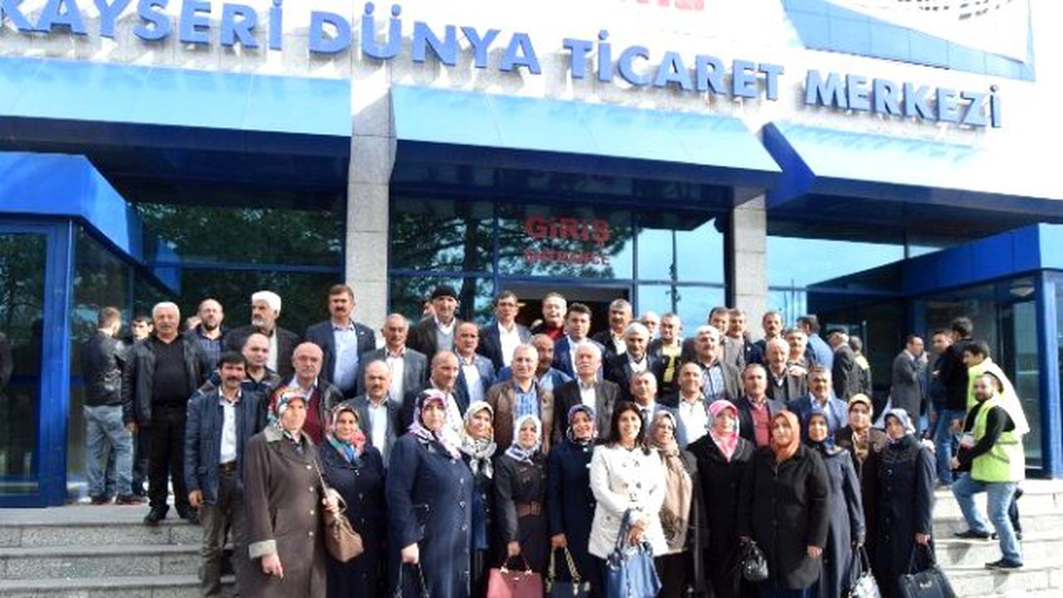 Akçadağlı Çiftçiler, Kayseri Tarım Fuarı\'nı Gezdi
