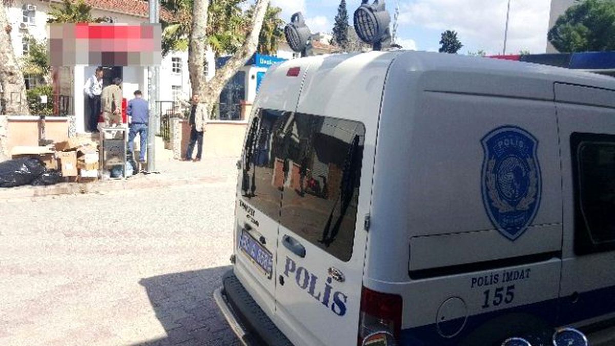 Atm\'de Çip Var" İhbarı Polisi Alarma Geçirdi