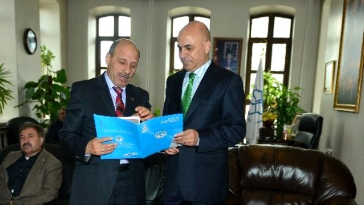 Ege Bölgesi Erzurum Dernekler Birliği Federasyonu Başkan Korkut\'u Ziyaret Etti