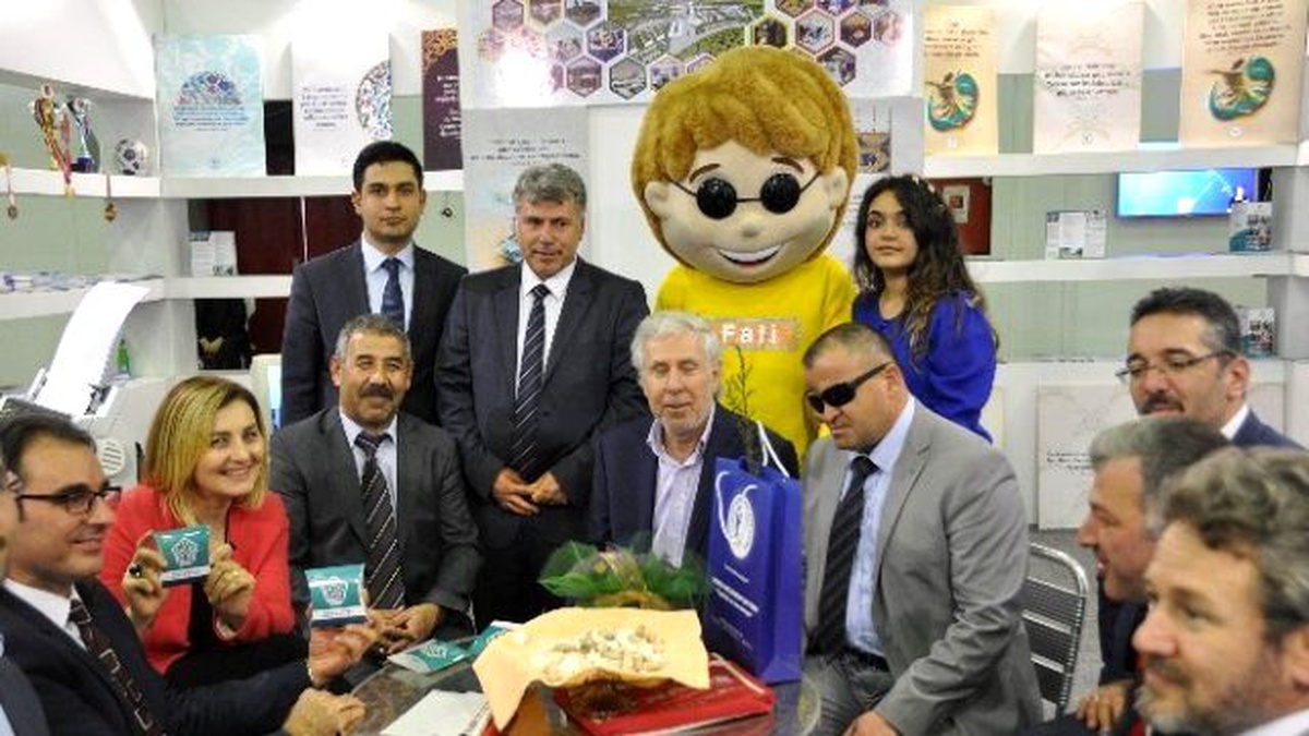 Engelsiz Kalemler Fuarı\'nda Neü Yoğun İlgi Gördü
