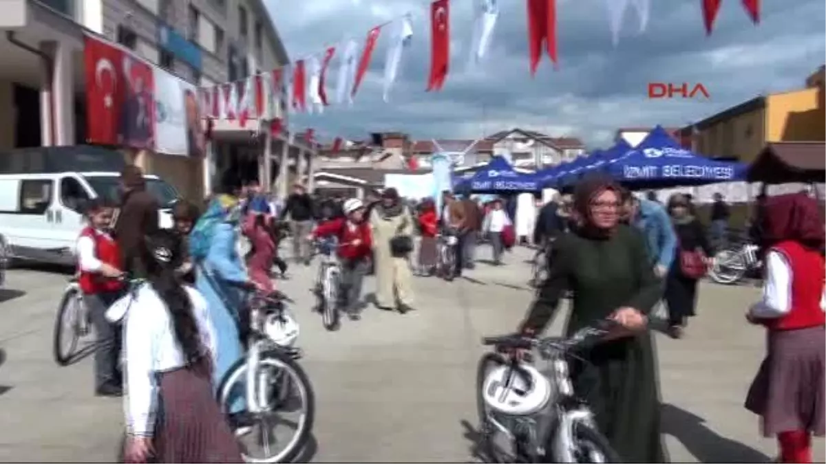 İzmit Belediyesinden Öğretmen ve Öğrencilere 10 Bin Bisiklet