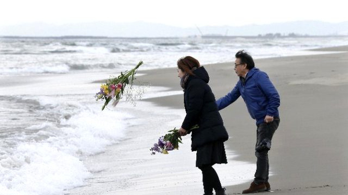 Japonya, 2011 Yılında Meydana Gelen Deprem ve Tsunamide Hayatını Kaybedenleri Andı